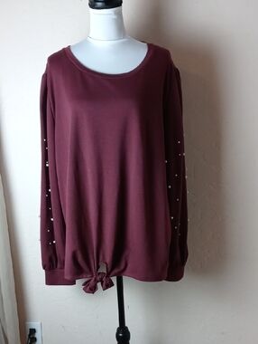 Skonhet Maroon Pearl-Accent Tie-Hem Women's Top
